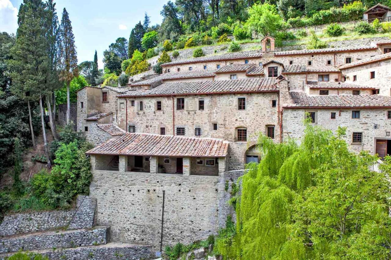 Balcone Fiorito, Nel Cuore Del Centro Storico Di * Cortona