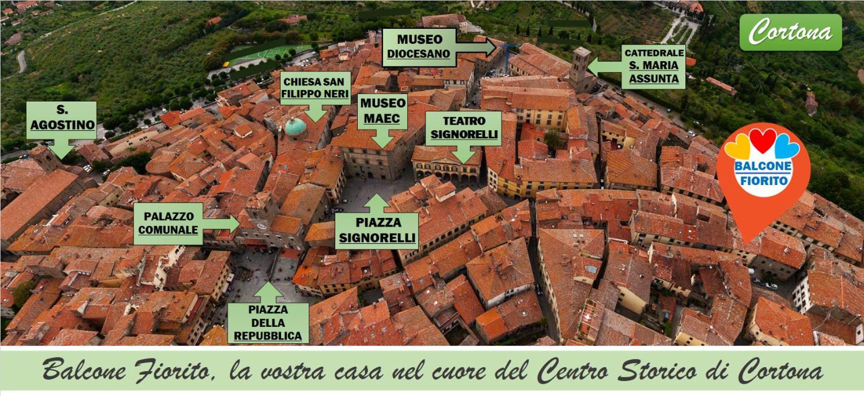 Balcone Fiorito, Nel Cuore Del Centro Storico Di Apartment