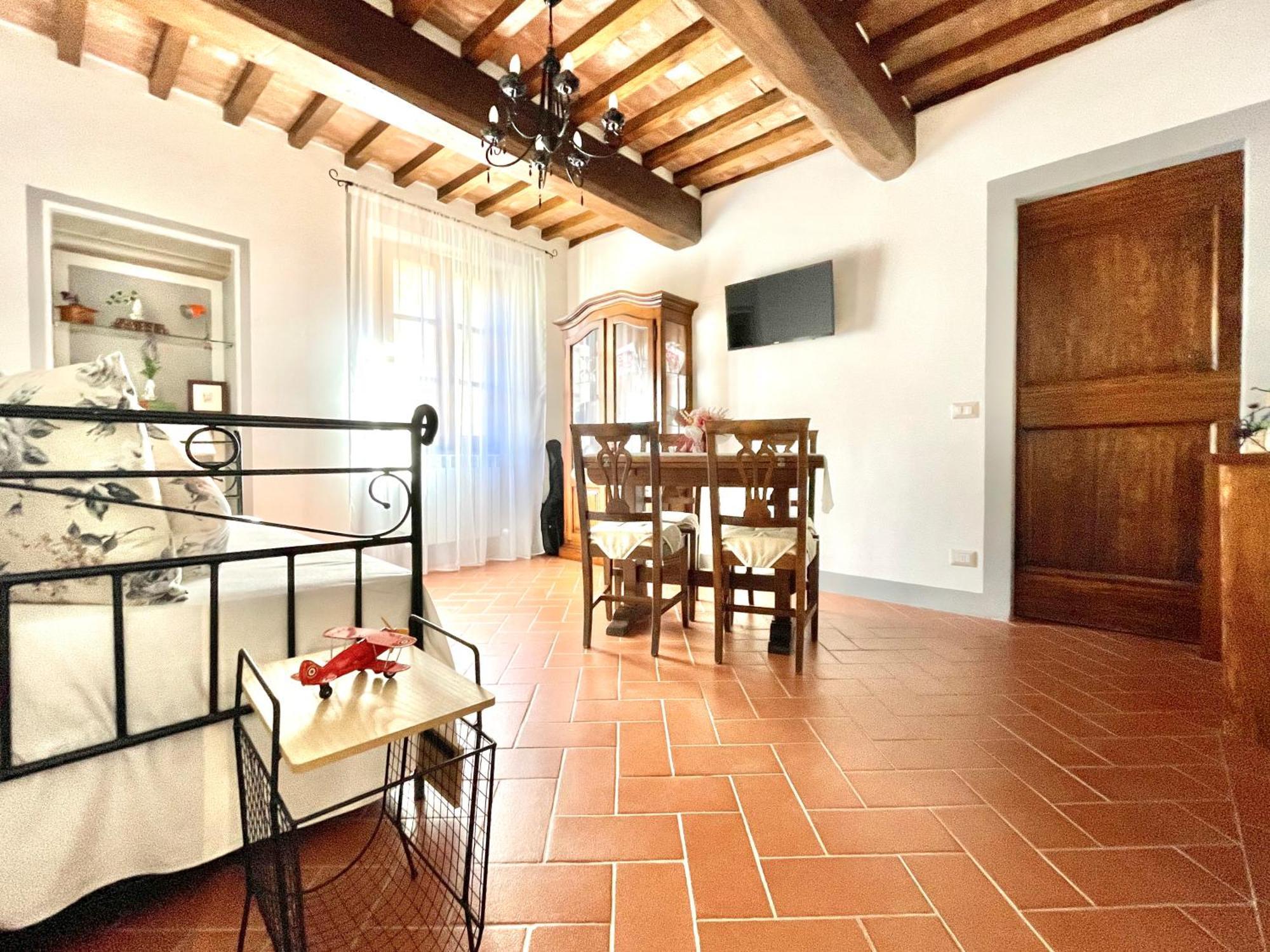 Balcone Fiorito, Nel Cuore Del Centro Storico Di