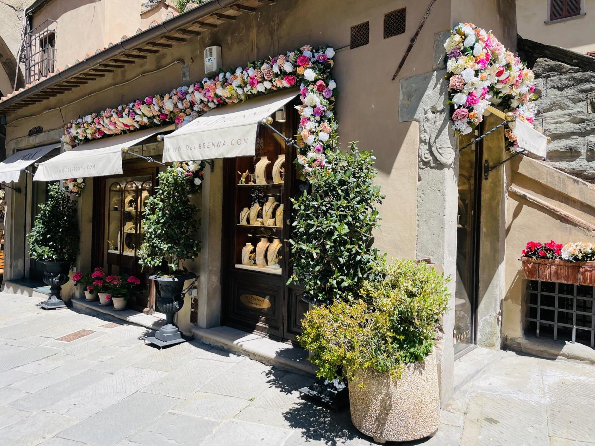 Balcone Fiorito, Nel Cuore Del Centro Storico Di * Cortona